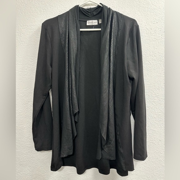 Point Zero Sweaters - Point Zero Women’s Black Foe Snakeskin Cardigan Sz L